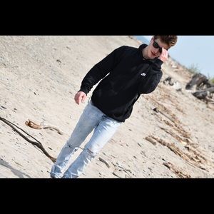 Meet your Posher, Connor